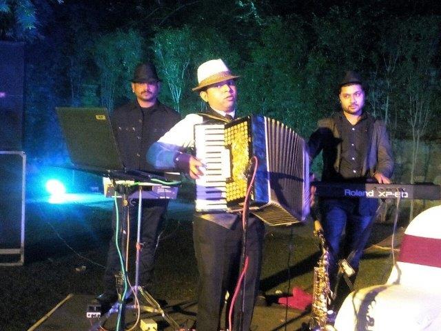 indian accordion player gujarat